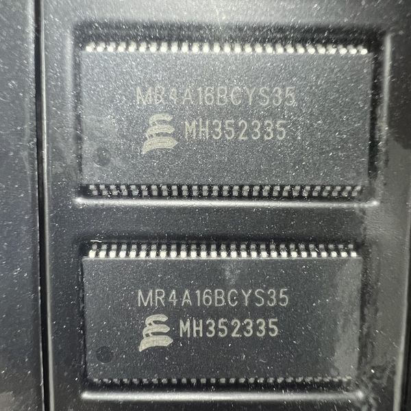 MR4A16BCYS35R Everspin Technologies, Inc. IC RAM 16MBIT PARALLEL 54TSOP2